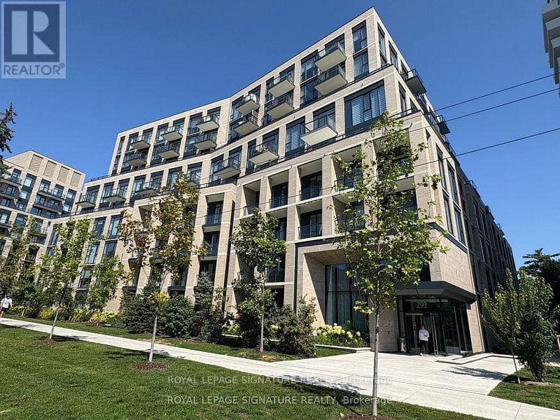 109 - 293 THE KINGSWAY — Toronto (Edenbridge-Humber Valley), Ontario - Main photo