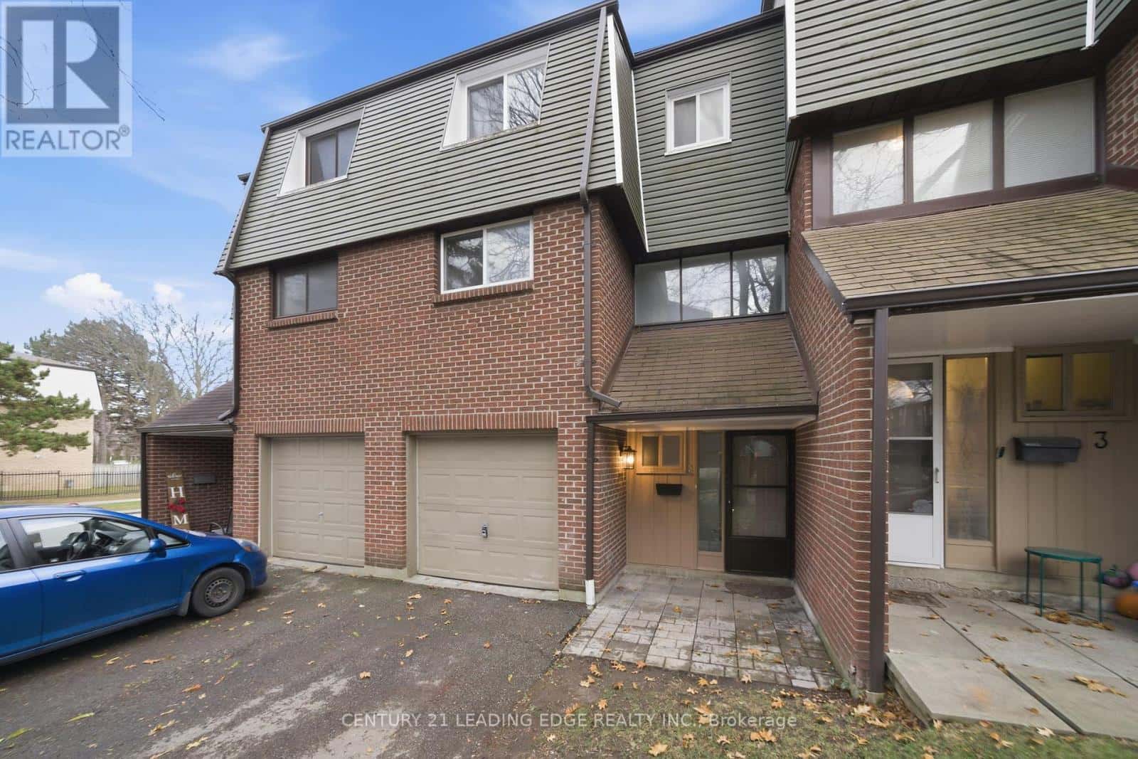 2 - 1310 FIELDLIGHT BOULEVARD — Pickering (Liverpool), Ontario - Photo 2 of 41