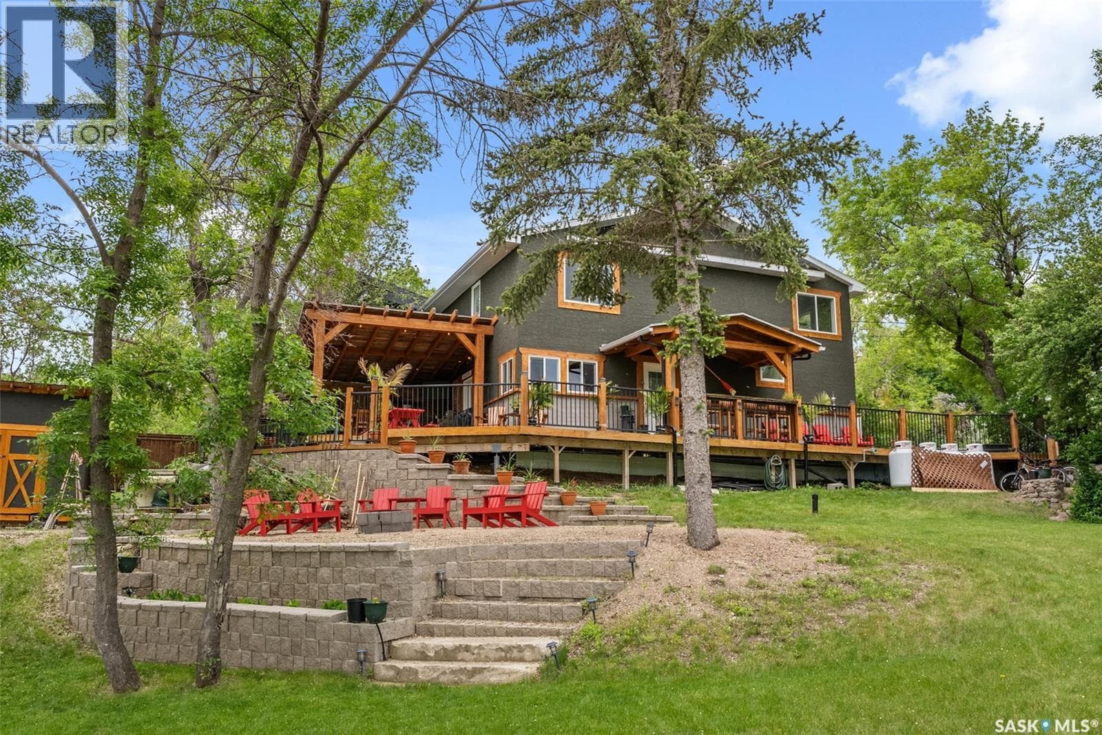 225 3rd STREET E — Regina Beach, Saskatchewan - Main photo