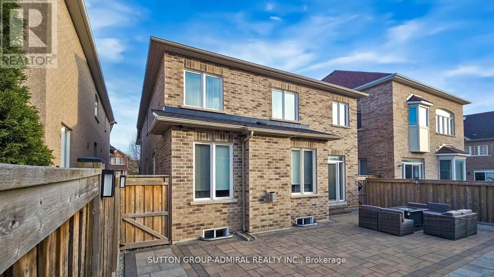 186 ASCALON DRIVE — Vaughan (Patterson), Ontario - Photo 4 of 40