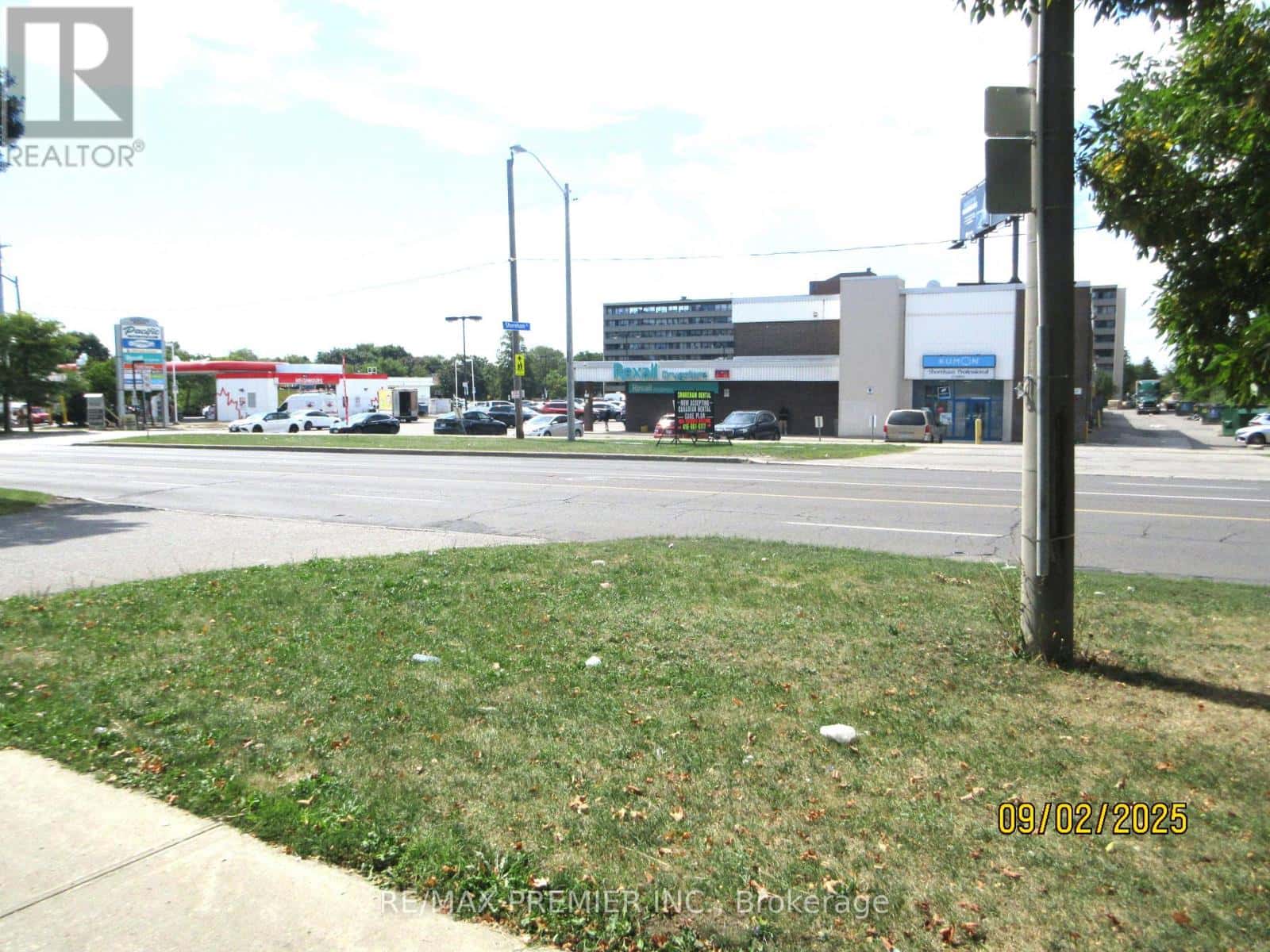 623 - 4673 JANE STREET — Toronto (Black Creek), Ontario - Photo 3 of 3