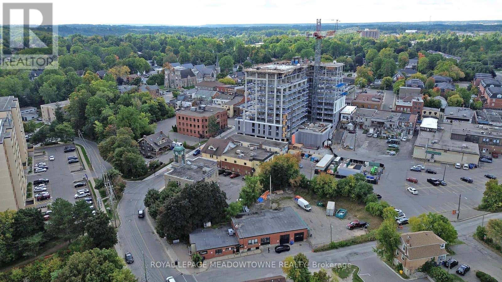 70 MILL STREET — Halton Hills (Georgetown), Ontario - Photo 5 of 40