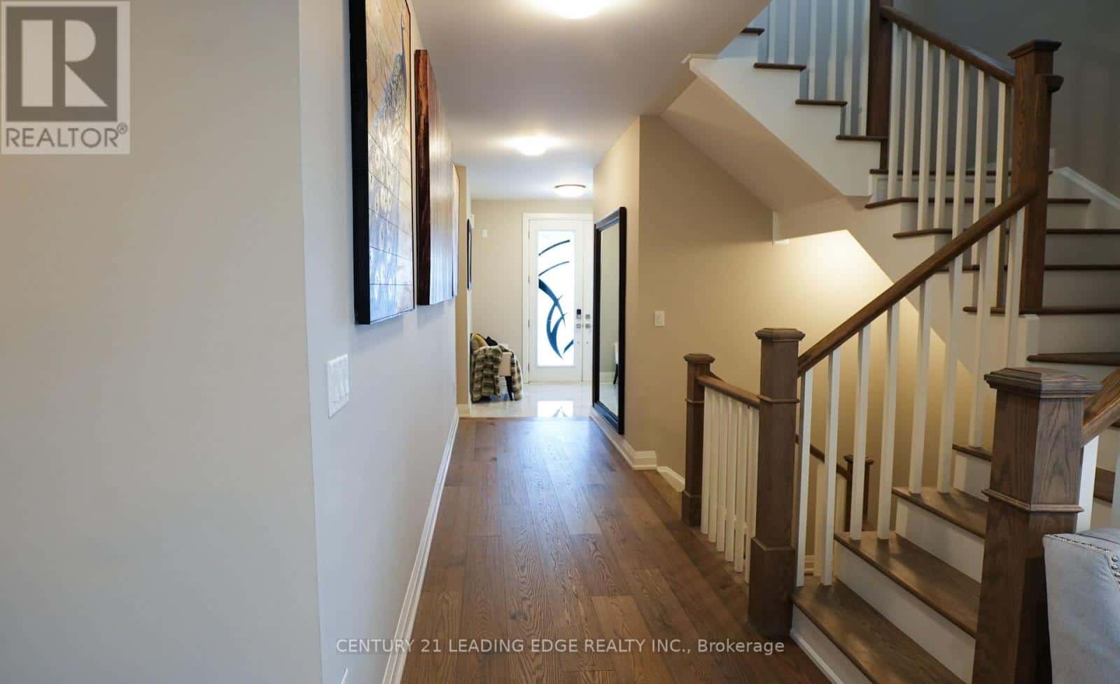 34 HUGGINS DRIVE — Whitby, Ontario - Photo 5 of 45