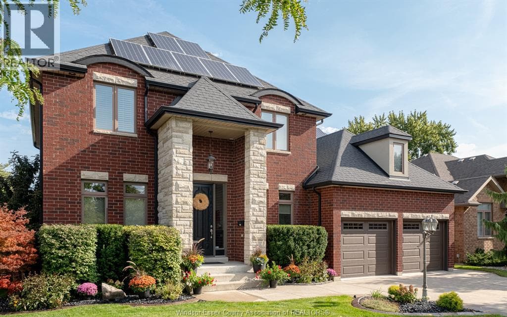 425 Superior — LaSalle, Ontario - Main photo