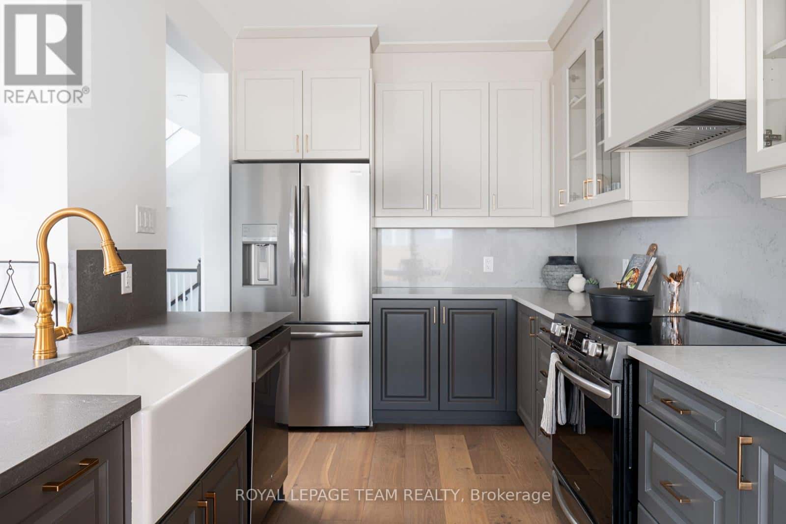 112 LAUREL PRIVATE — North Grenville, Ontario - Photo 3 of 16