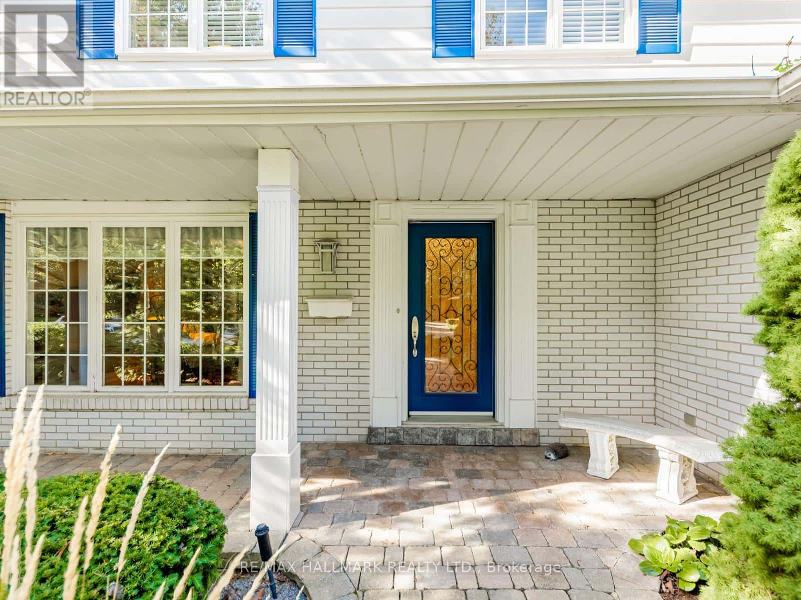 88 AMES CIRCLE — Toronto (Banbury-Don Mills), Ontario - Photo 2 of 32