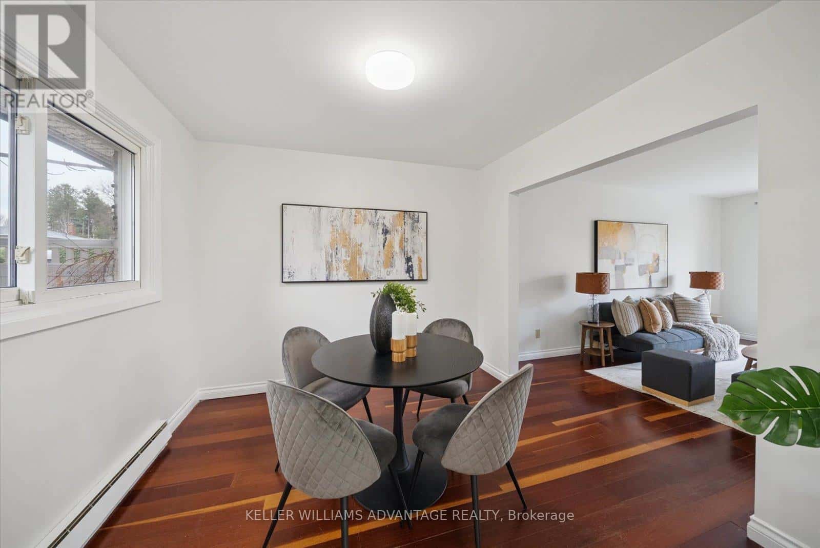 11 CASTLE HILL DRIVE — Toronto (Tam O'Shanter-Sullivan), Ontario - Photo 5 of 36