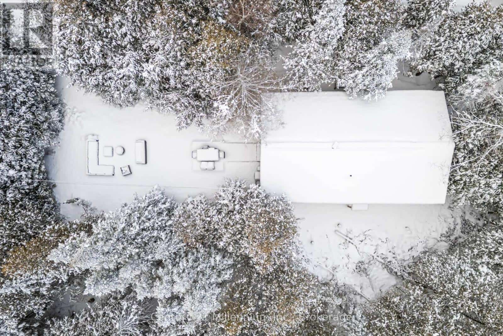 1025 WEST ROAD — Northern Bruce Peninsula, Ontario - Photo 2 of 30