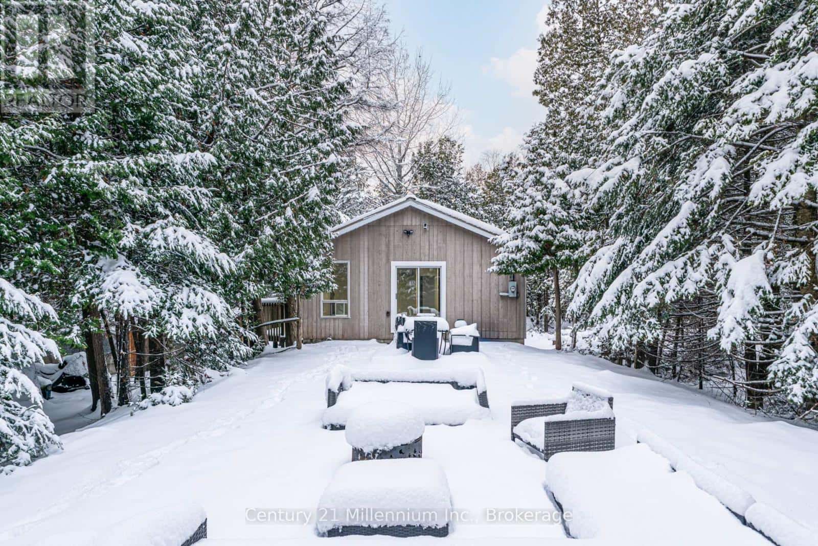 1025 WEST ROAD — Northern Bruce Peninsula, Ontario - Photo 3 of 30