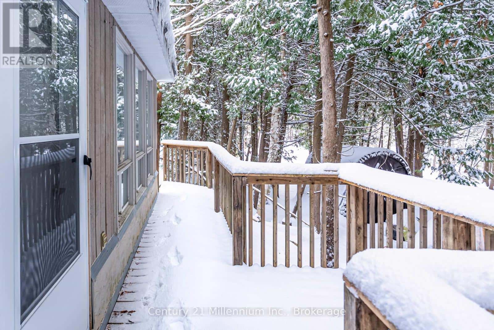 1025 WEST ROAD — Northern Bruce Peninsula, Ontario - Photo 4 of 30