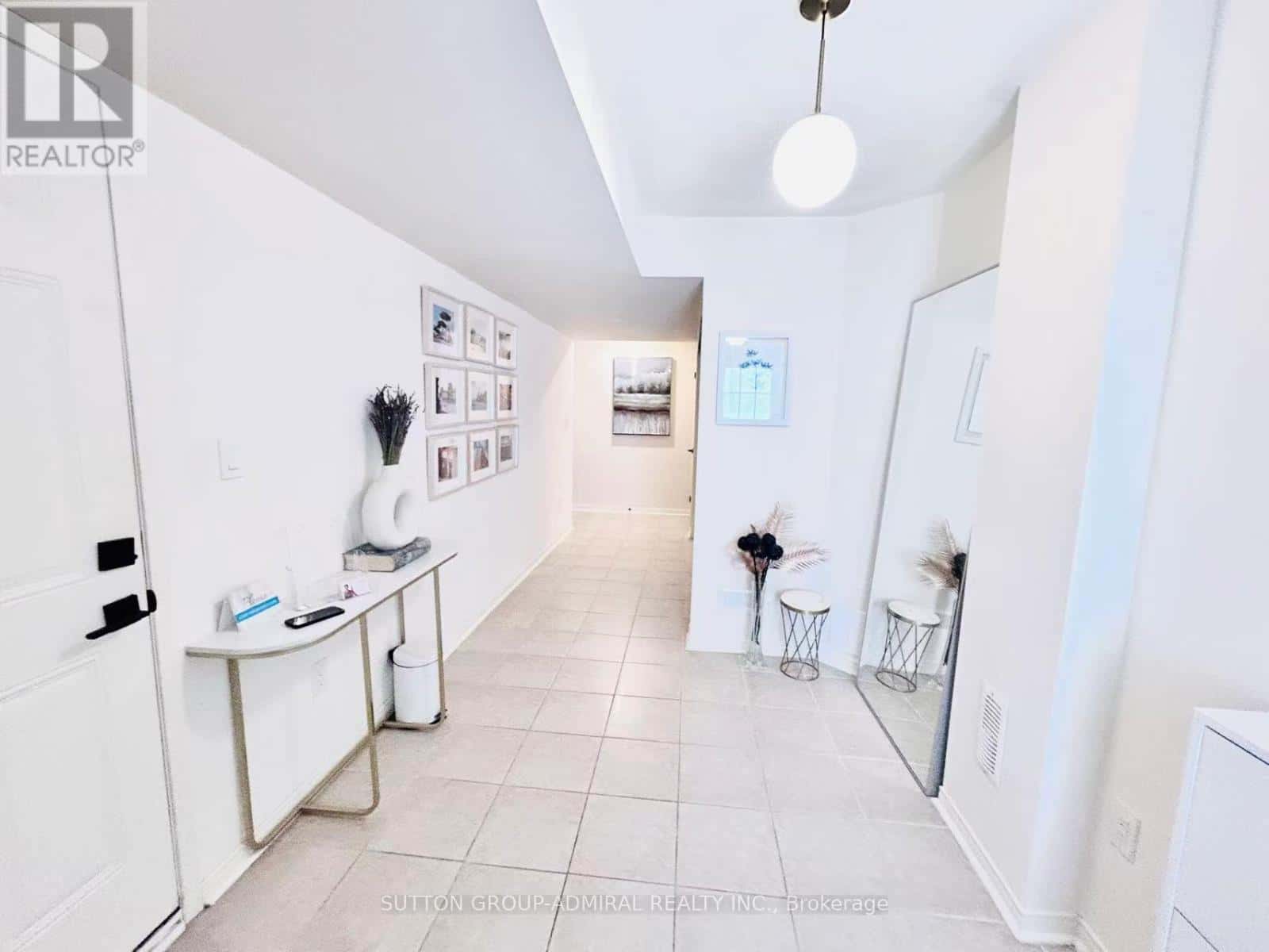 14 MCGRATH AVENUE — Richmond Hill, Ontario - Photo 4 of 34