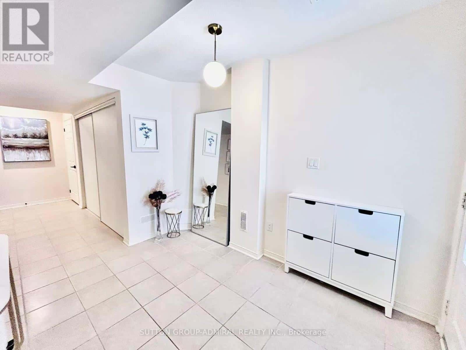 14 MCGRATH AVENUE — Richmond Hill, Ontario - Photo 5 of 34