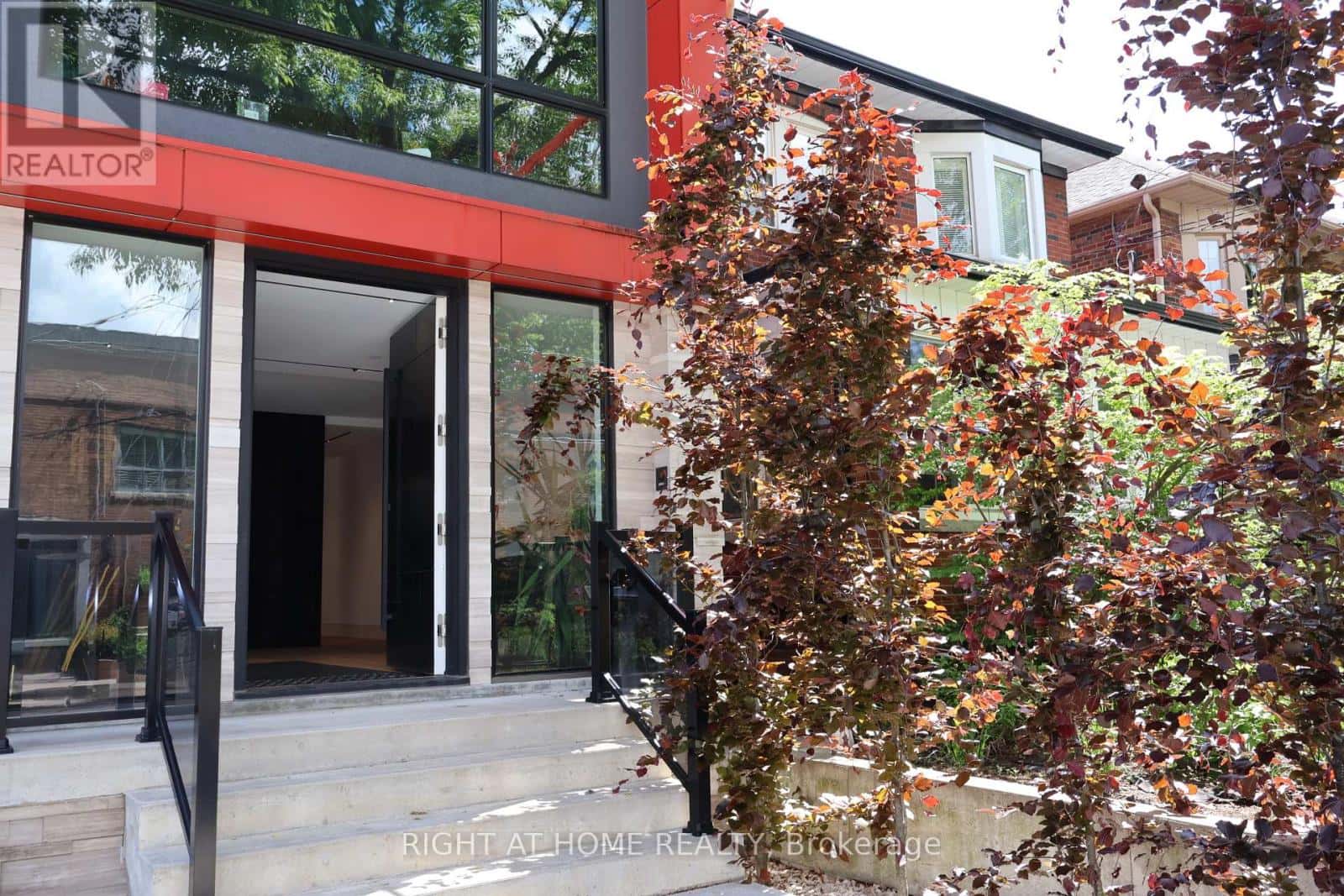 218 JANE STREET — Toronto (Lambton Baby Point), Ontario - Photo 3 of 23