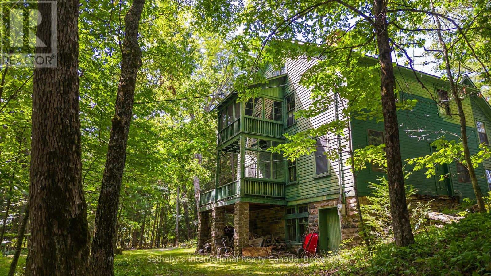 8 - 1124 COATE ROAD — Muskoka Lakes (Cardwell), Ontario - Photo 2 of 33