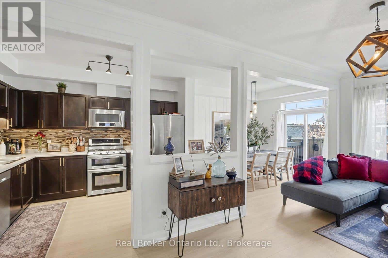 18 - 45 SEABREEZE CRESCENT — Hamilton (Lakeshore), Ontario - Photo 5 of 29