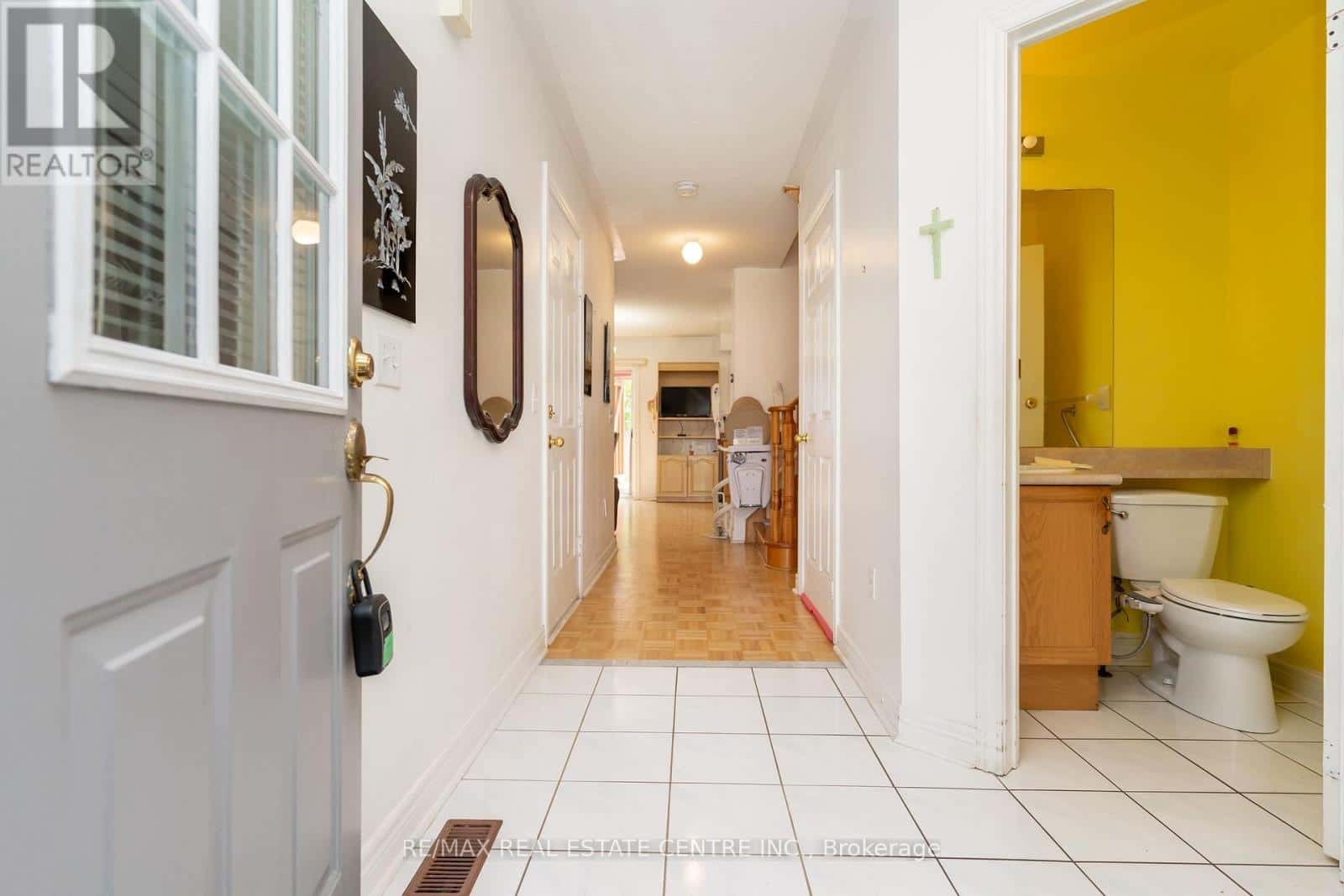 83 CHECKERBERRY CRESCENT — Brampton (Sandringham-Wellington), Ontario - Photo 3 of 31