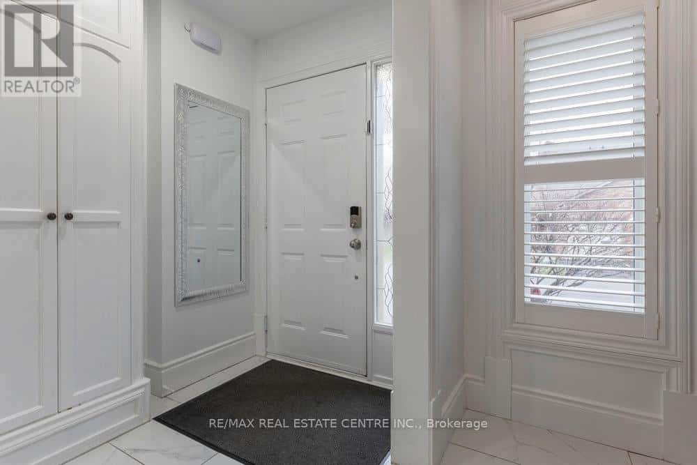 17 - 2774 KING STREET E — Hamilton (Gershome), Ontario - Photo 3 of 40