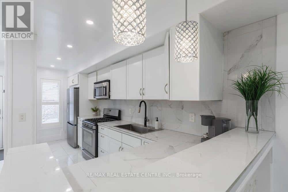 17 - 2774 KING STREET E — Hamilton (Gershome), Ontario - Photo 5 of 40