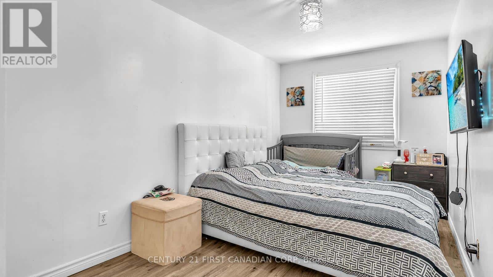 87 - 1096 JALNA BOULEVARD — London South (South X), Ontario - Photo 3 of 23