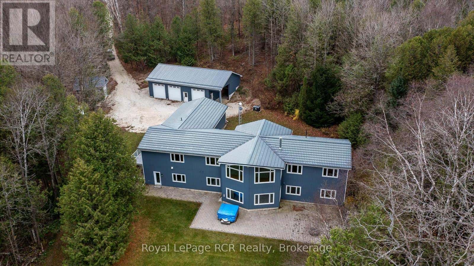 123 LAKEVIEW ROAD — Grey Highlands, Ontario - Photo 3 of 42