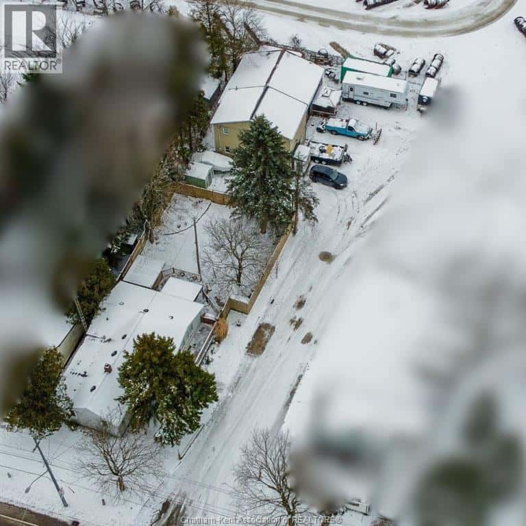 144 Whiting STREET — Ingersoll, Ontario - Photo 2 of 43