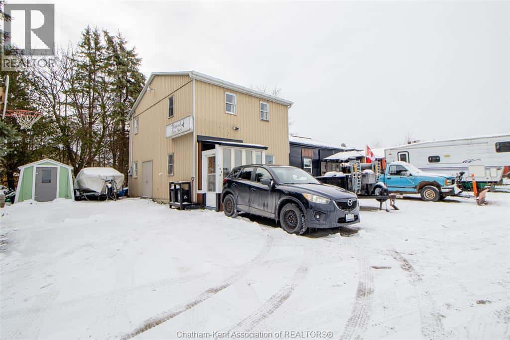 144 Whiting STREET — Ingersoll, Ontario - Photo 3 of 43