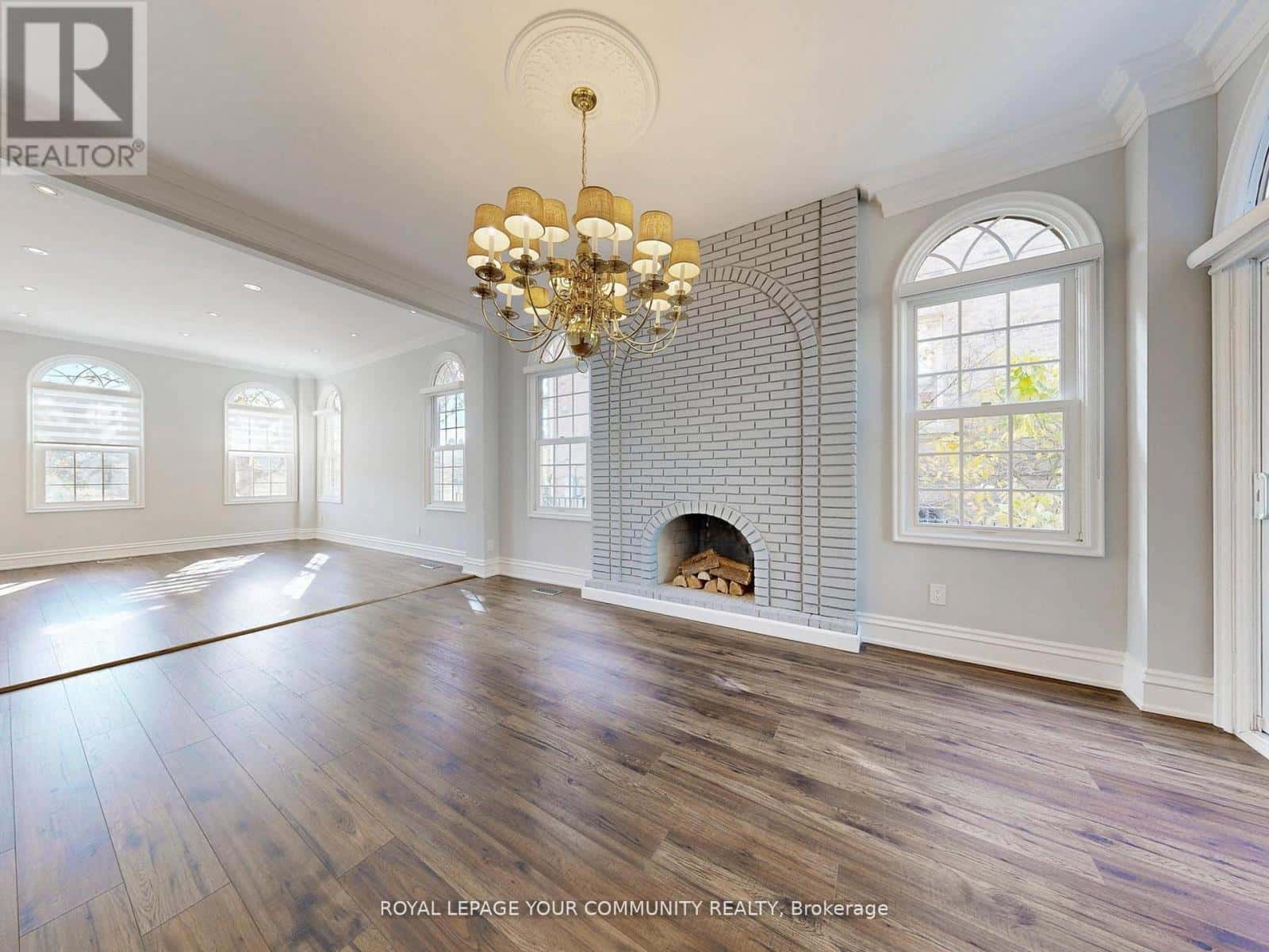 68 REGENT STREET — Richmond Hill (Mill Pond), Ontario - Photo 4 of 50