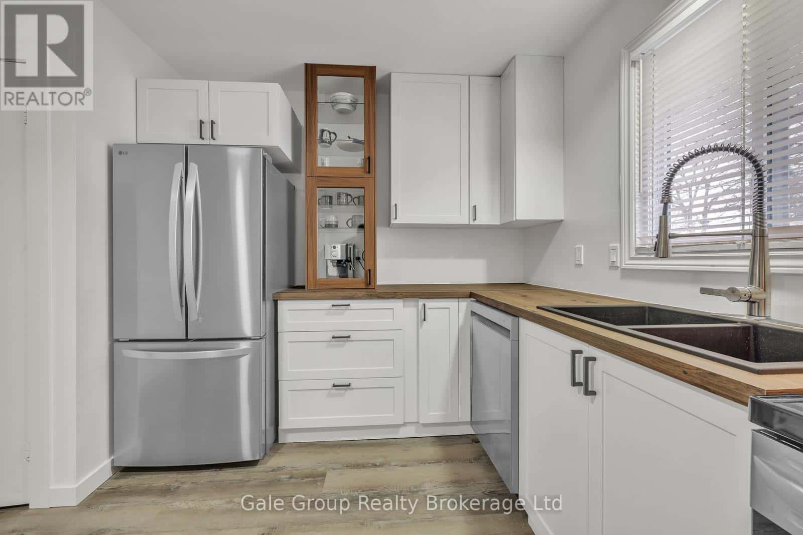 6 - 125 BAY STREET — Woodstock (Woodstock - South), Ontario - Photo 3 of 35