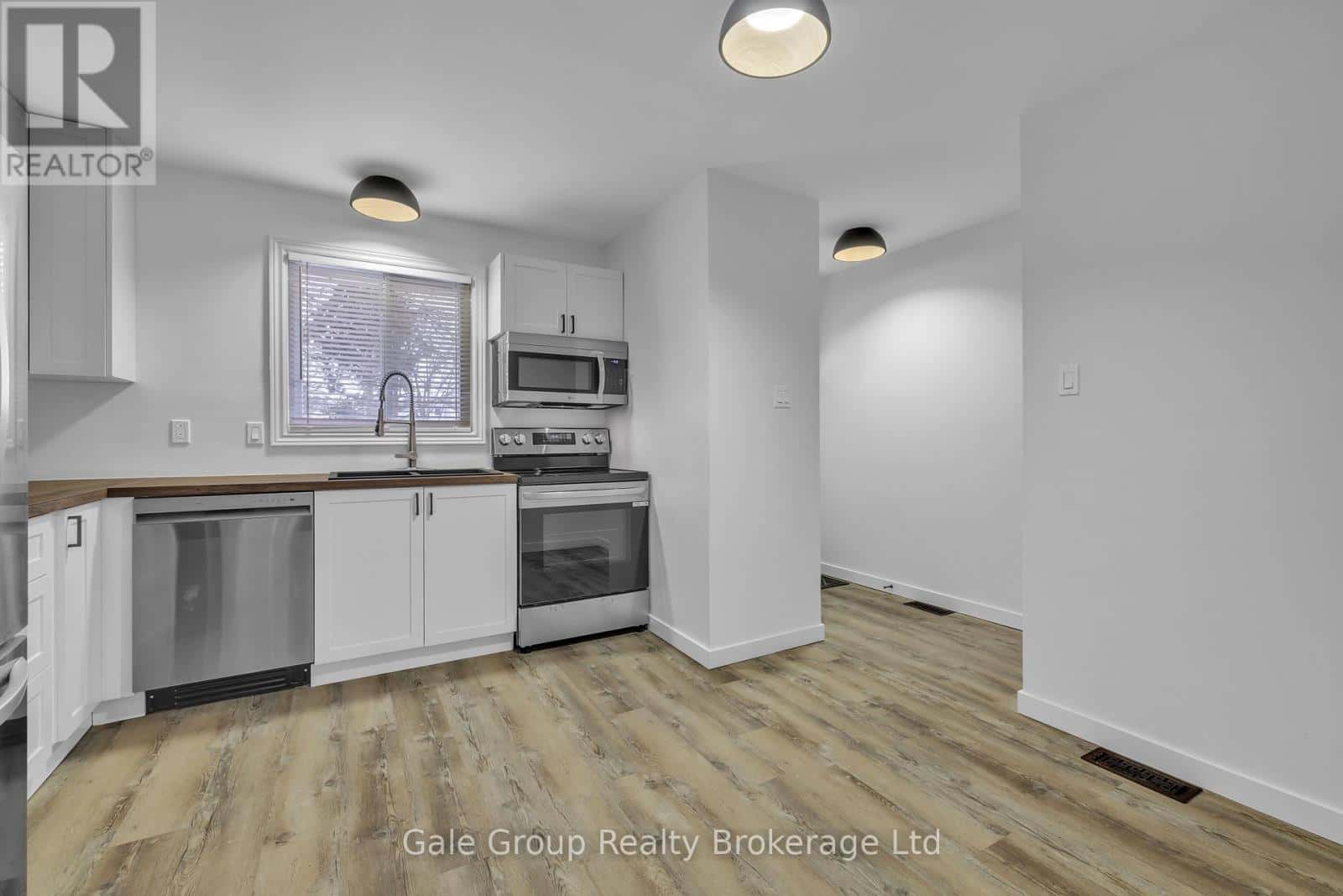 6 - 125 BAY STREET — Woodstock (Woodstock - South), Ontario - Photo 5 of 35