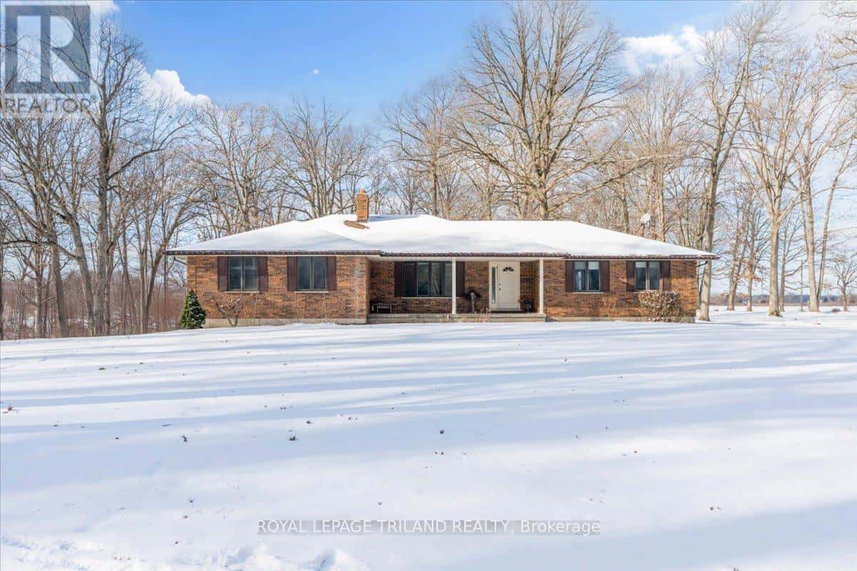 22775 DOGWOOD ROAD — Southwest Middlesex, Ontario - Photo 2 of 50