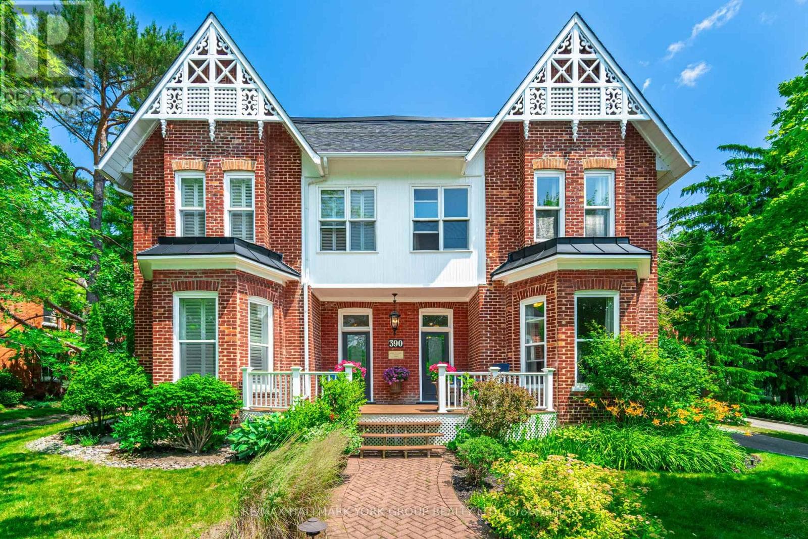 390 MAIN STREET — King (Schomberg), Ontario - Main photo