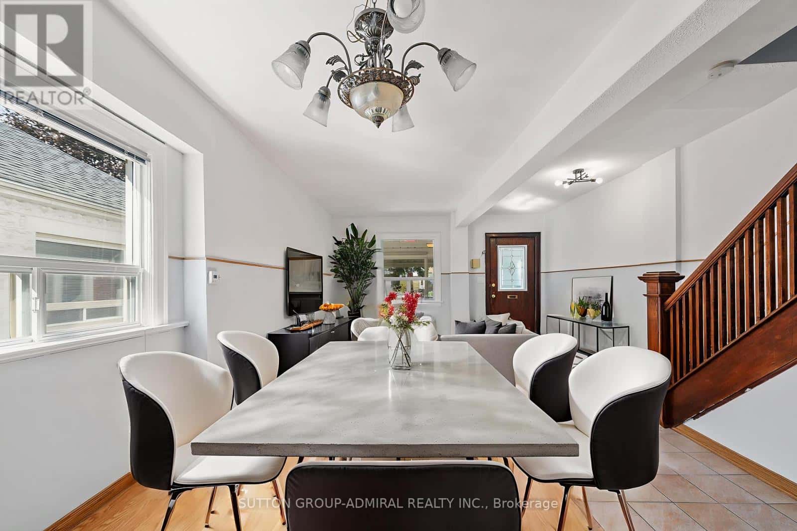 87 PRITCHARD AVENUE — Toronto (Rockcliffe-Smythe), Ontario - Photo 3 of 25