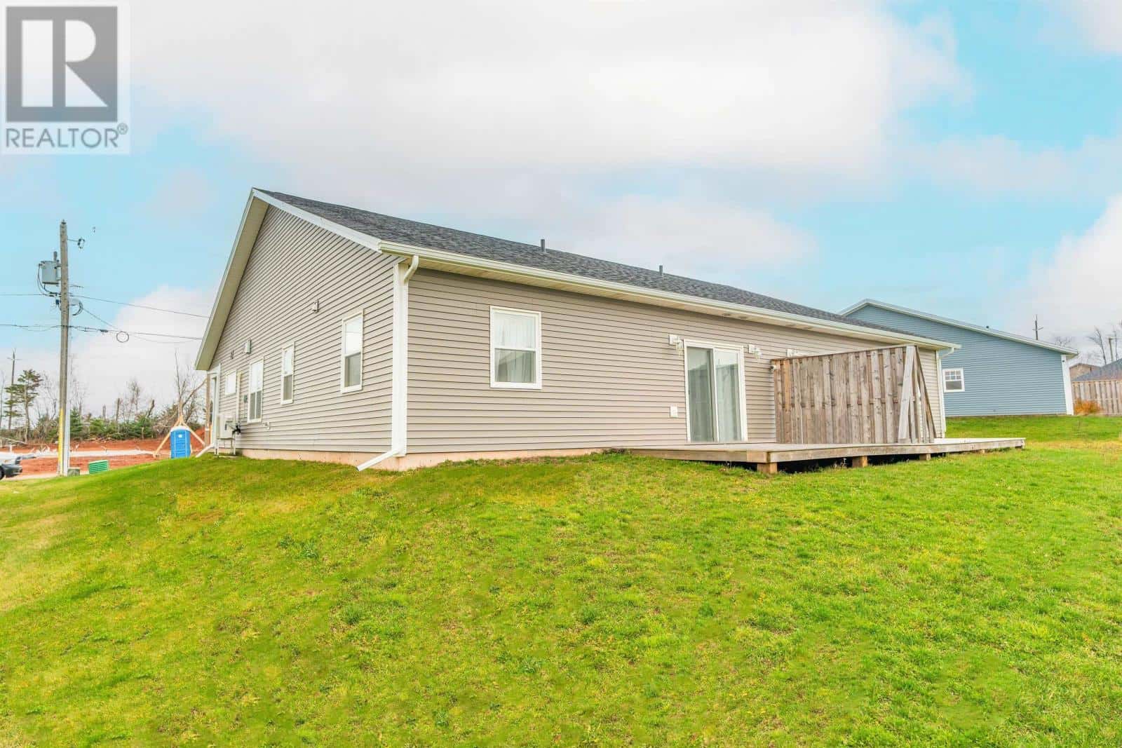 33 AIDAN Street — Charlottetown, Prince Edward Island - Photo 3 of 17