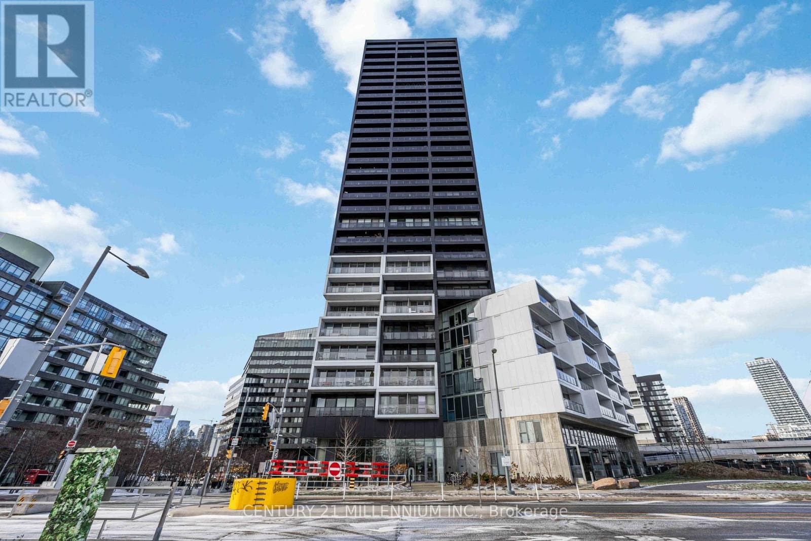 2409 - 170 BAYVIEW AVENUE - Main photo, Toronto (Moss Park), Ontario