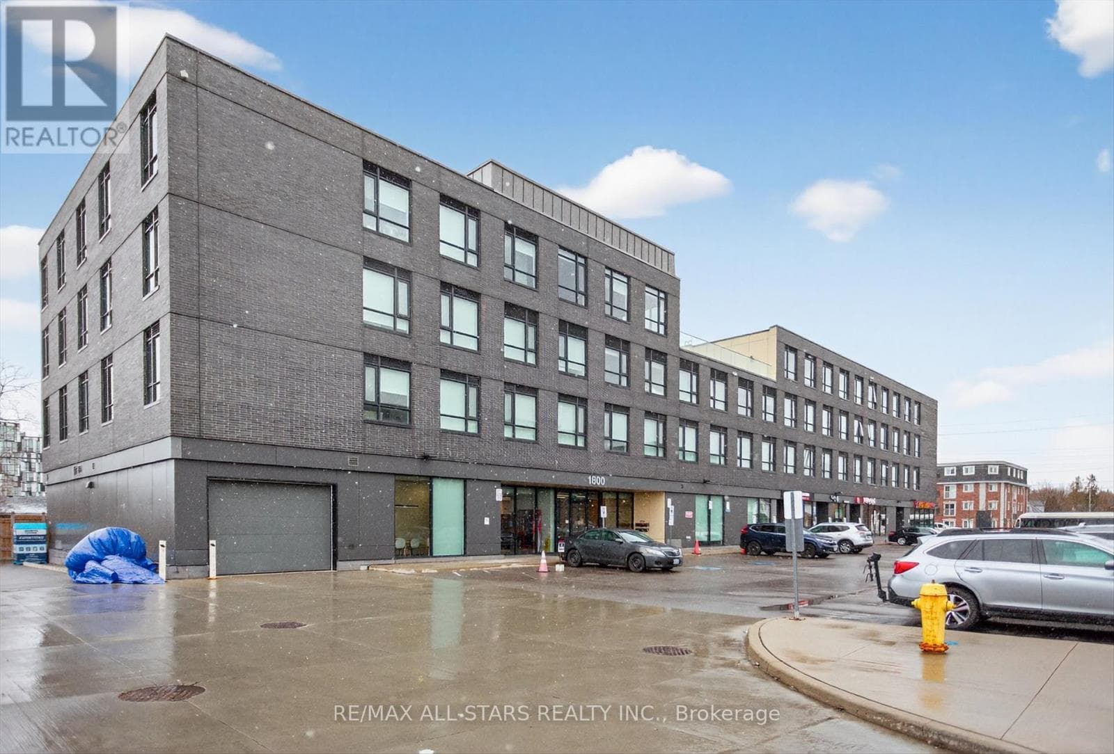 220 - 1800 SIMCOE STREET N — Oshawa (Samac), Ontario - Main photo