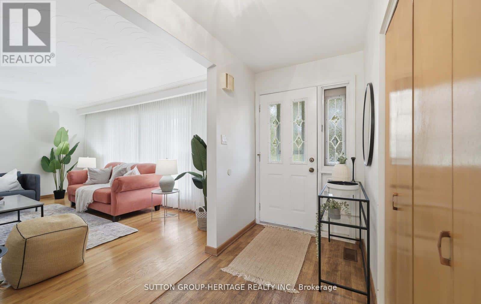 40 HILLS ROAD — Ajax (South East), Ontario - Photo 3 of 27