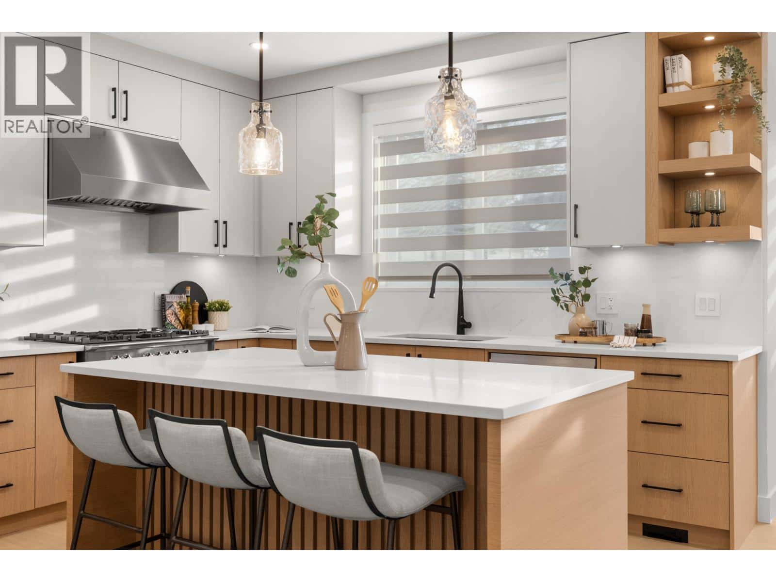 4810 42A AVENUE — Delta, British Columbia - Photo 5 of 40