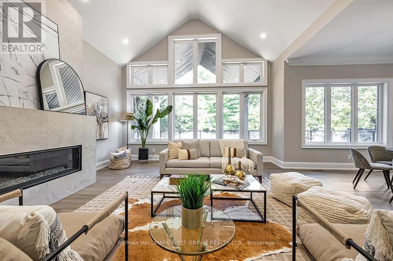 10 PHILIPS ROAD — Whitby, Ontario - Photo 2 of 48