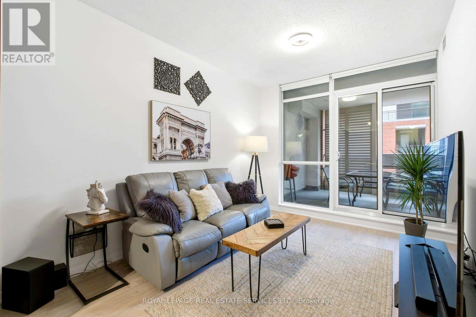 619 - 800 LAWRENCE AVENUE W — Toronto (Yorkdale-Glen Park), Ontario - Photo 5 of 31