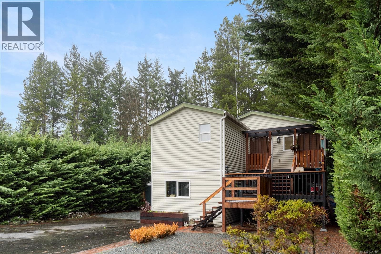 6 2100 Errington Rd — Errington, British Columbia - Main photo