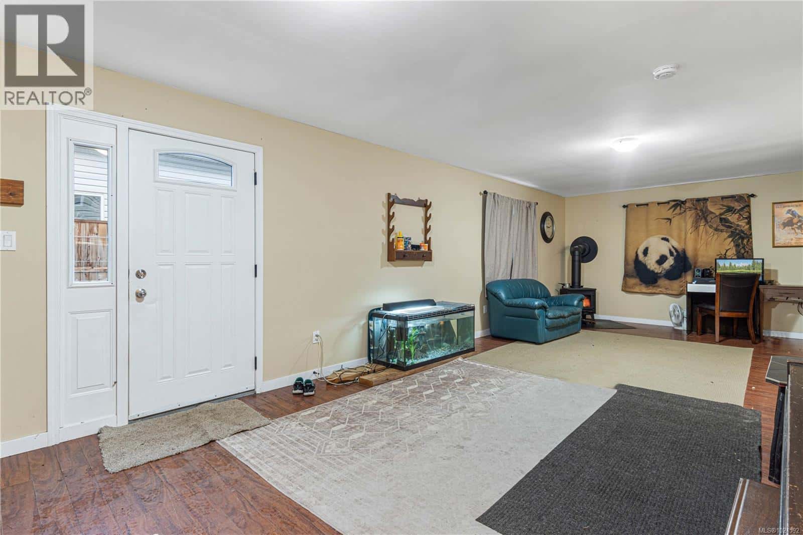 6 2100 Errington Rd — Errington, British Columbia - Photo 4 of 33