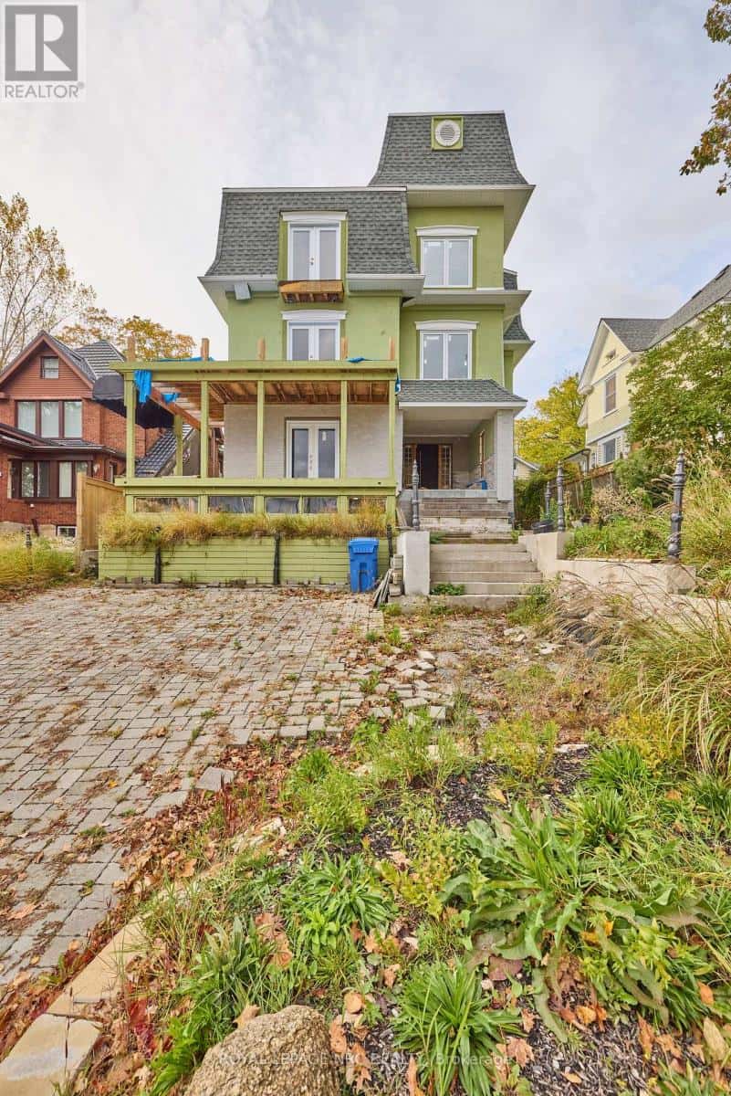 5427 RIVER ROAD — Niagara Falls (Downtown), Ontario - Photo 2 of 39