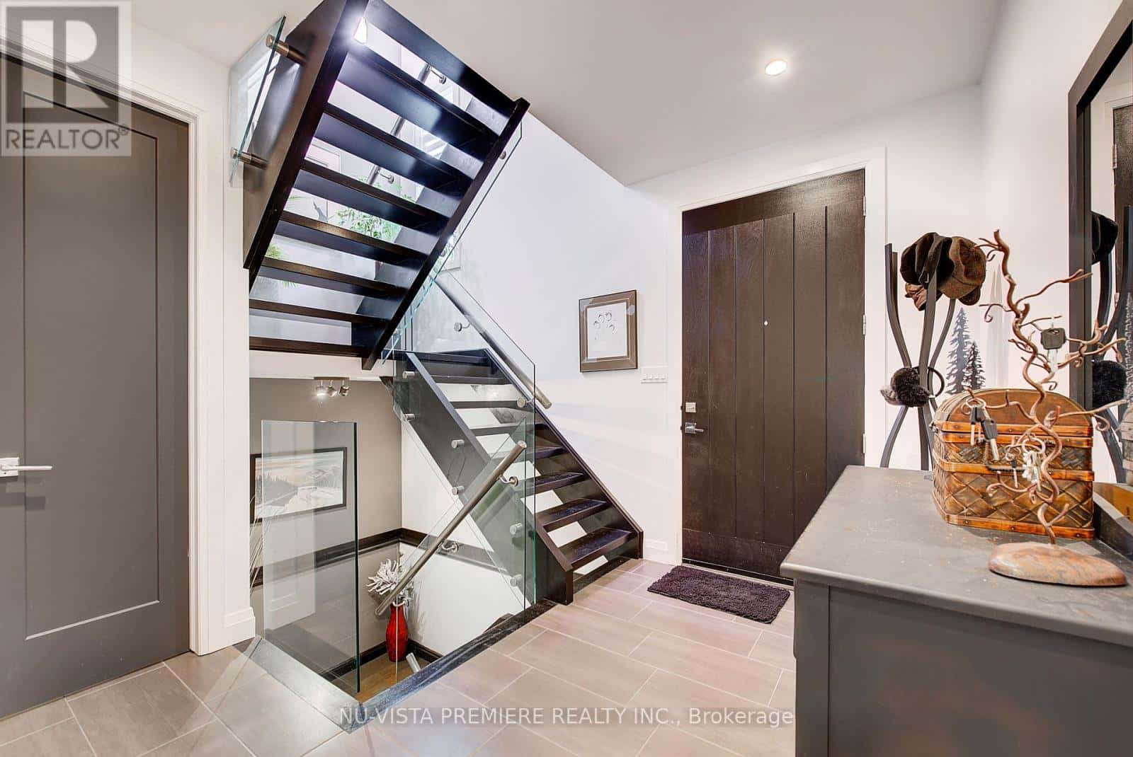 16 - 433 HYDE PARK ROAD — London North (North P), Ontario - Photo 4 of 28