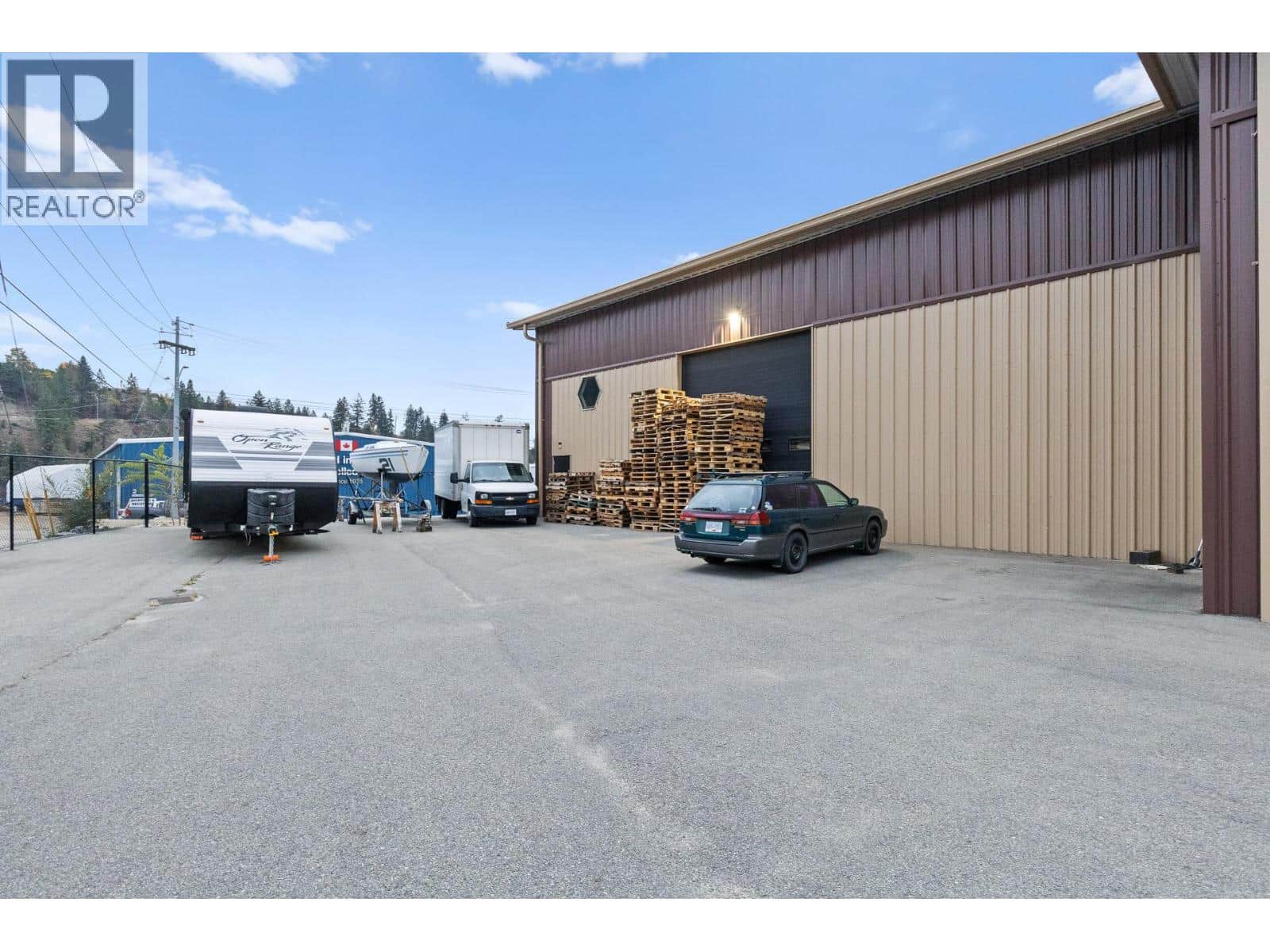 2253 Dartmouth Road - Photo 3 of 21, Penticton, British Columbia