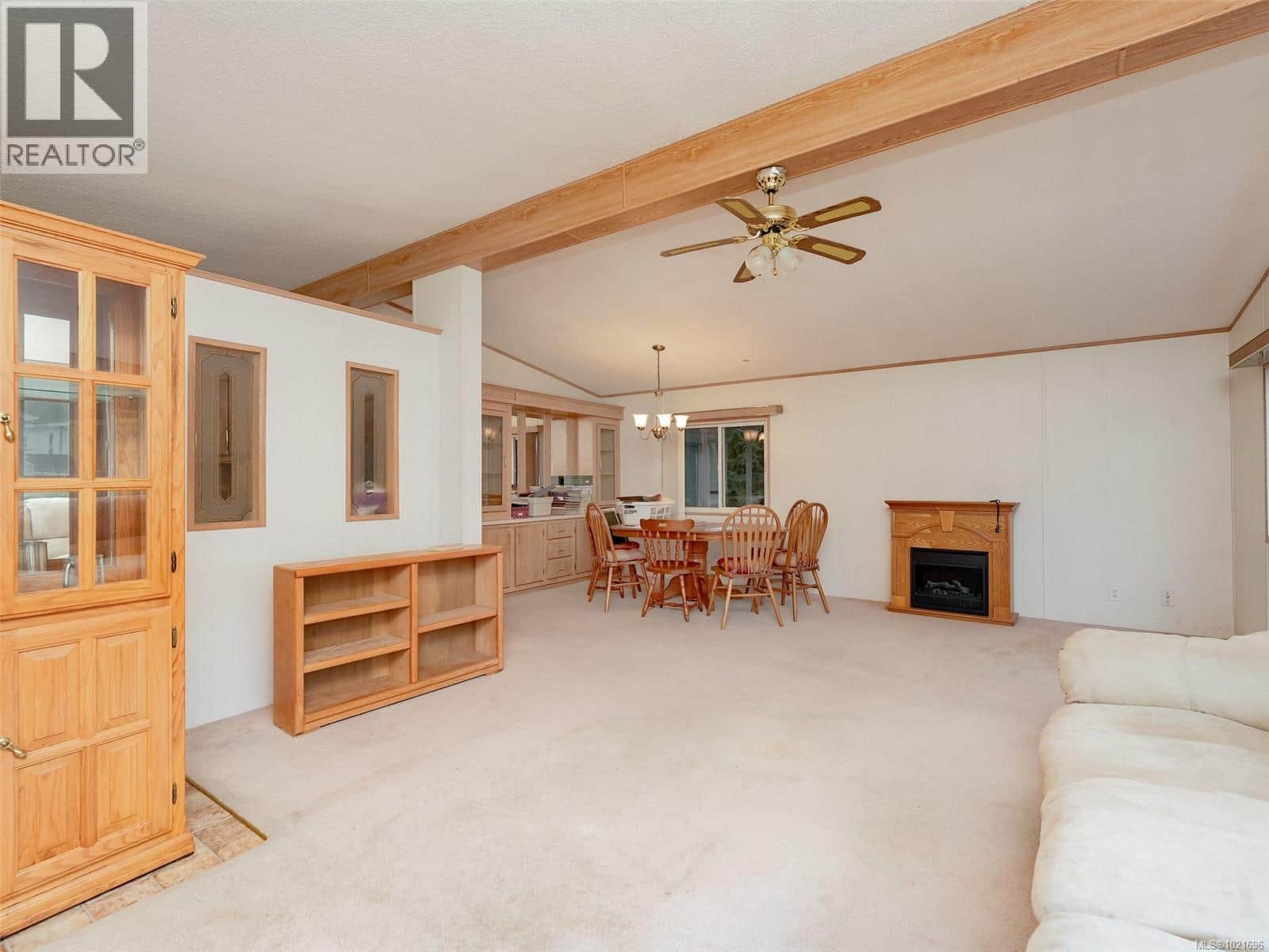 2694 Mathew Pl - Photo 3 of 36, Malahat, British Columbia