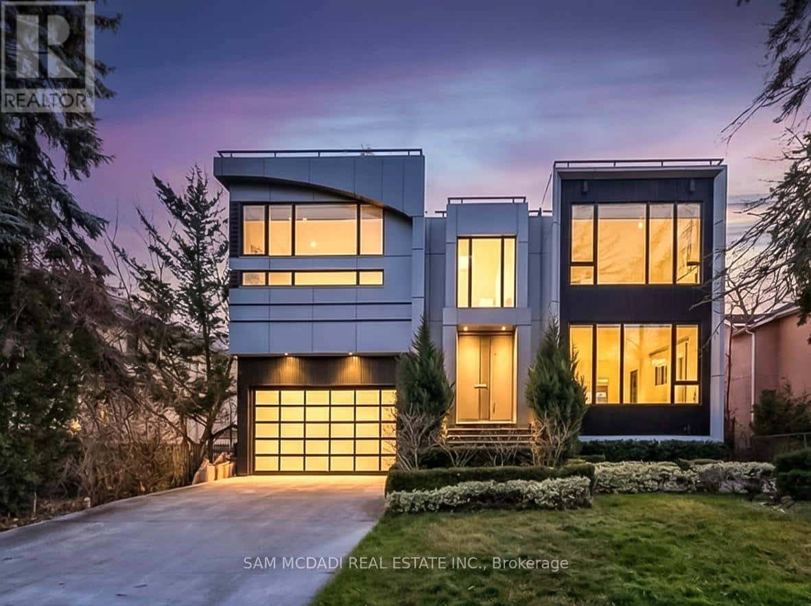 67 LAKE PROMENADE — Toronto (Long Branch), Ontario - Photo 2 of 50