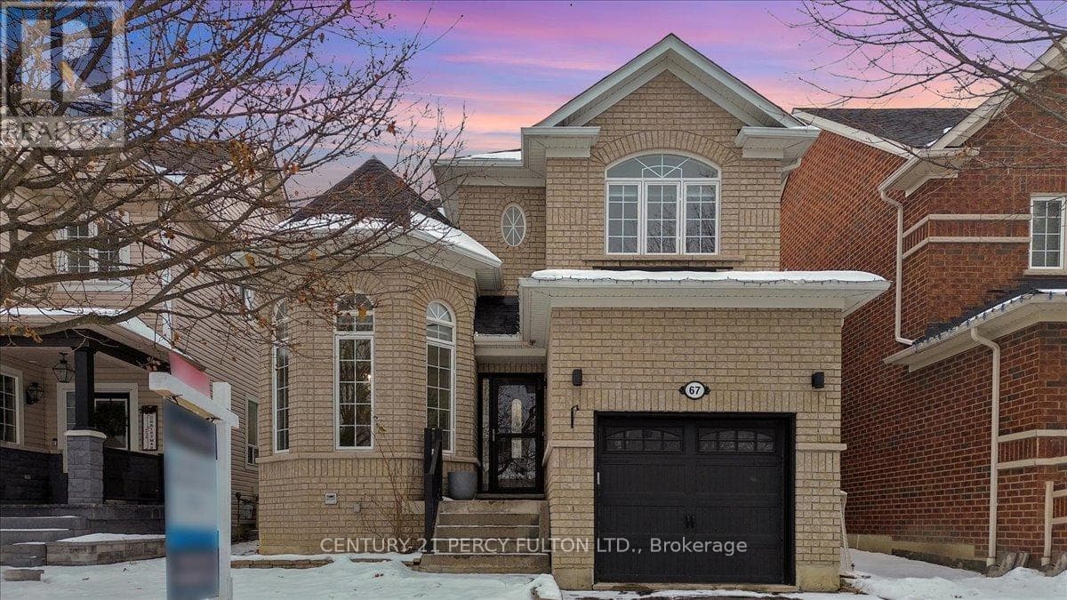67 KENILWORTH CRESCENT — Whitby (Brooklin), Ontario - Main photo