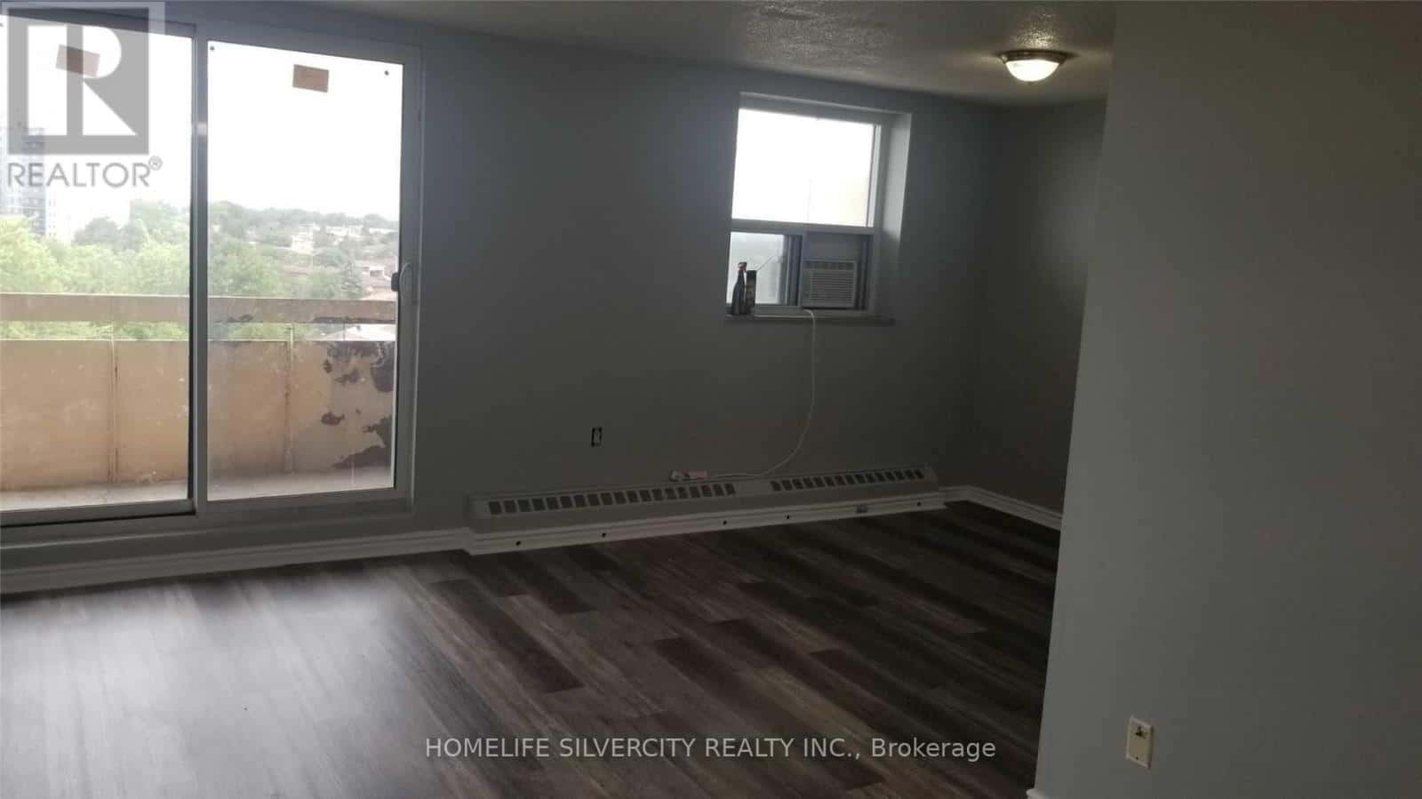 611 - 3577 DERRY ROAD E — Mississauga (Malton), Ontario - Photo 5 of 24