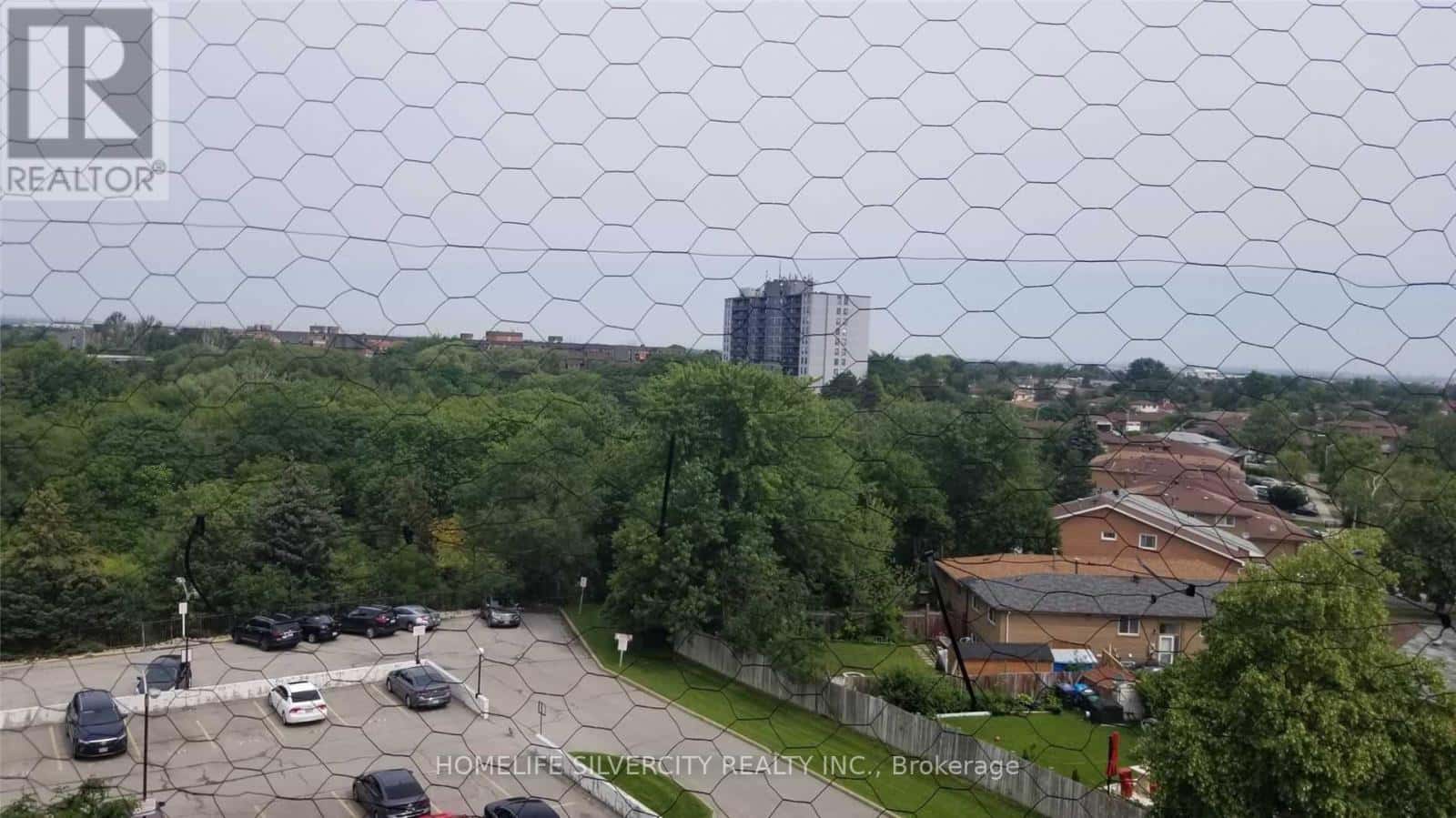 611 - 3577 DERRY ROAD E — Mississauga (Malton), Ontario - Photo 2 of 24