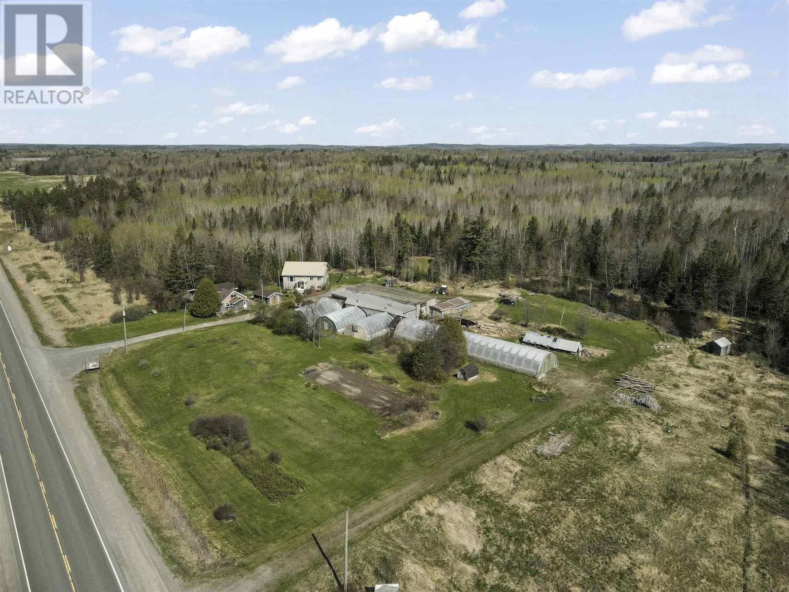 8450 Highway 17 E — Bruce Mines, Ontario - Main photo